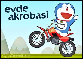 Evde Akrobasi - Doraemon evde motorsikletiyle akrobatik hareketler yapıyor